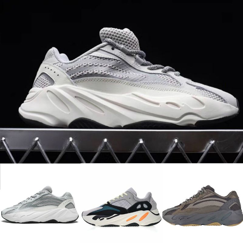 yeezy 700 taille 36