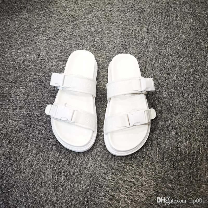 flip lock slippers
