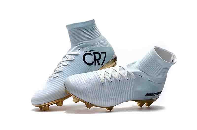 ronaldos soccer cleats