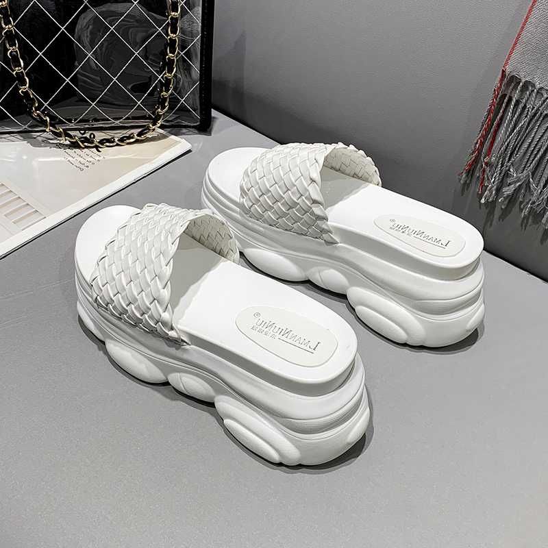 Chunky slippers Clearance