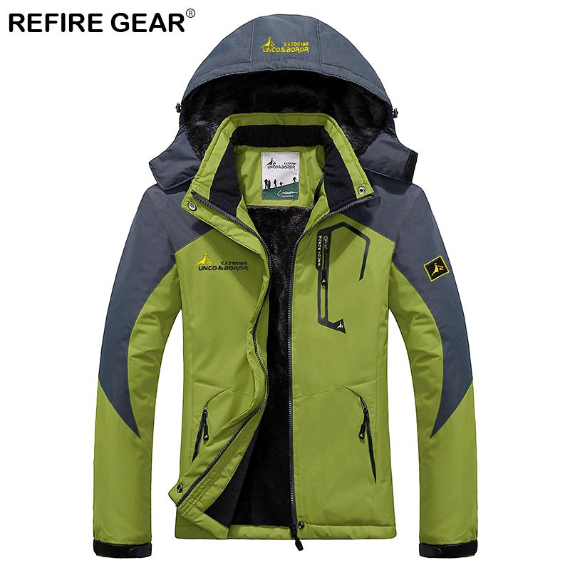 winter hiking wear
