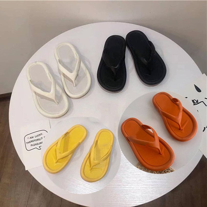 beachwear slippers
