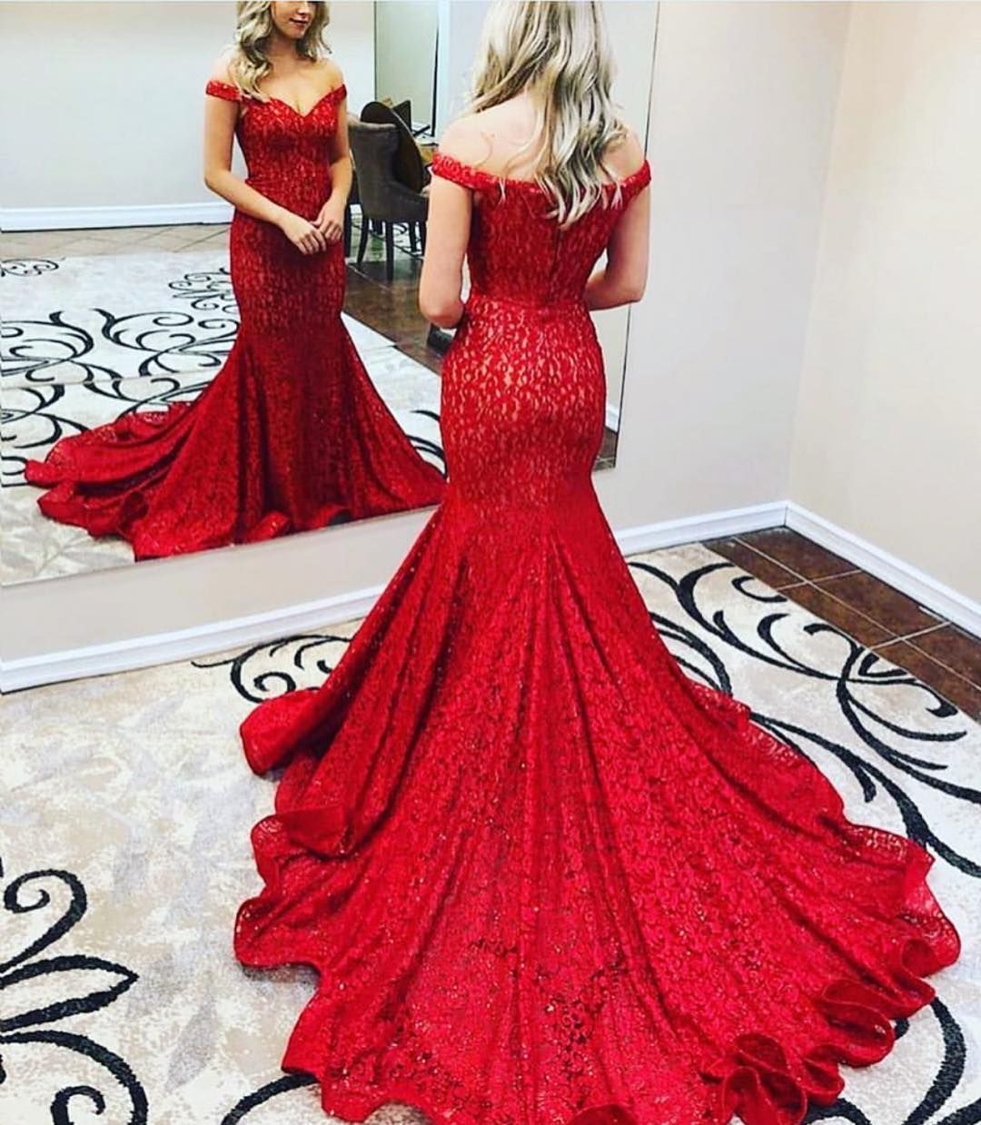 Sirena de encaje rojo Vestidos largos para fiesta 2019 Fuera del hombro Vestidos de fiesta