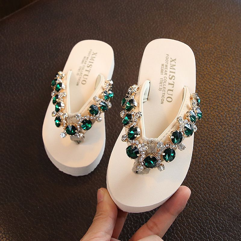 modern slippers for girls