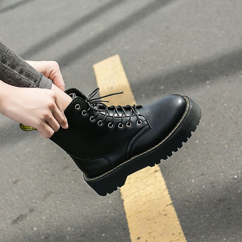 platform boots womens black