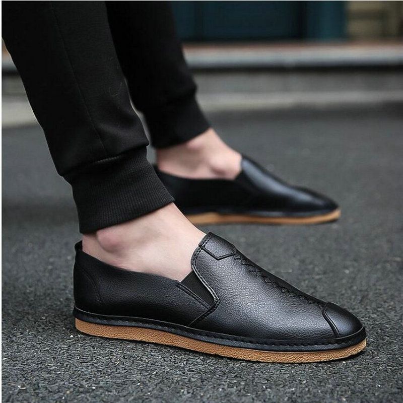 mens loafer boat shoes