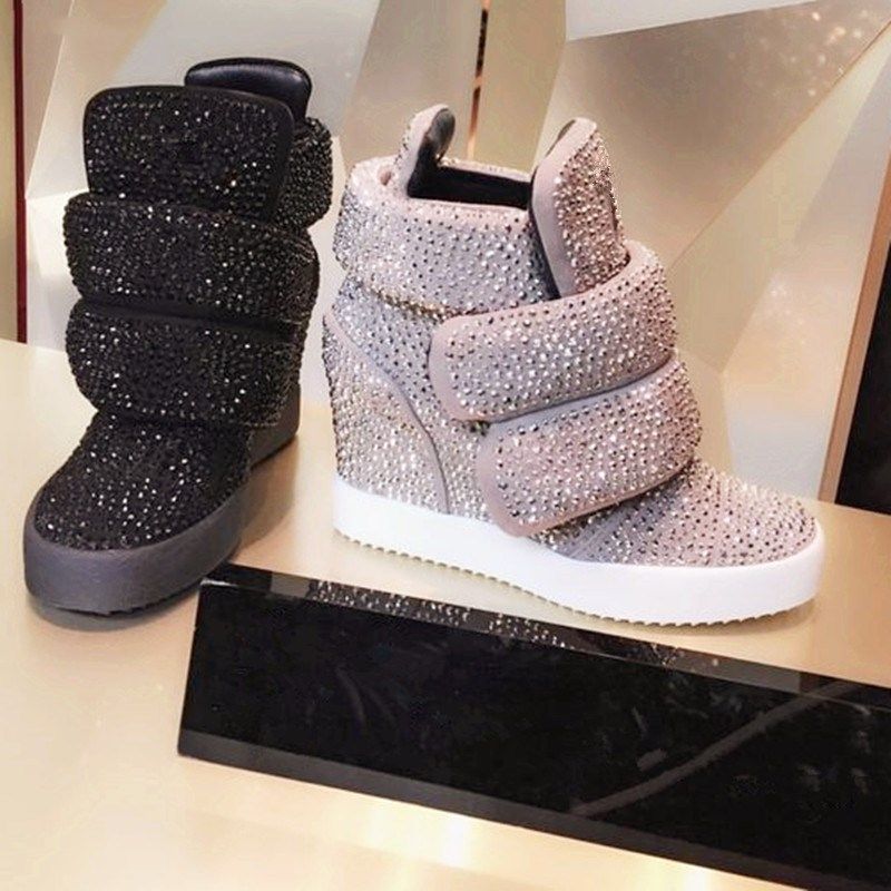 scarpe con piattaforma alta
