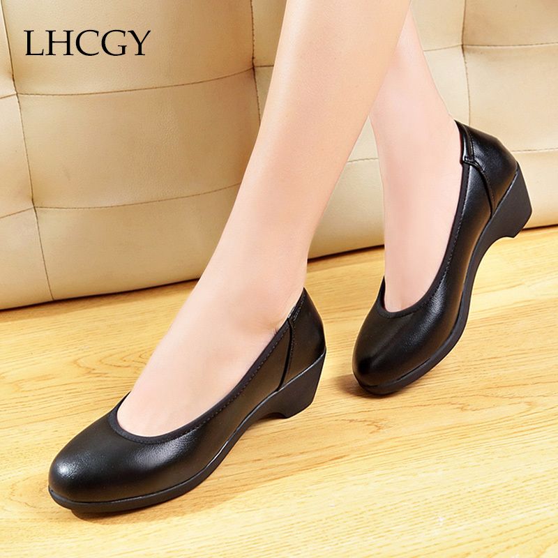 black shoes with heels for office