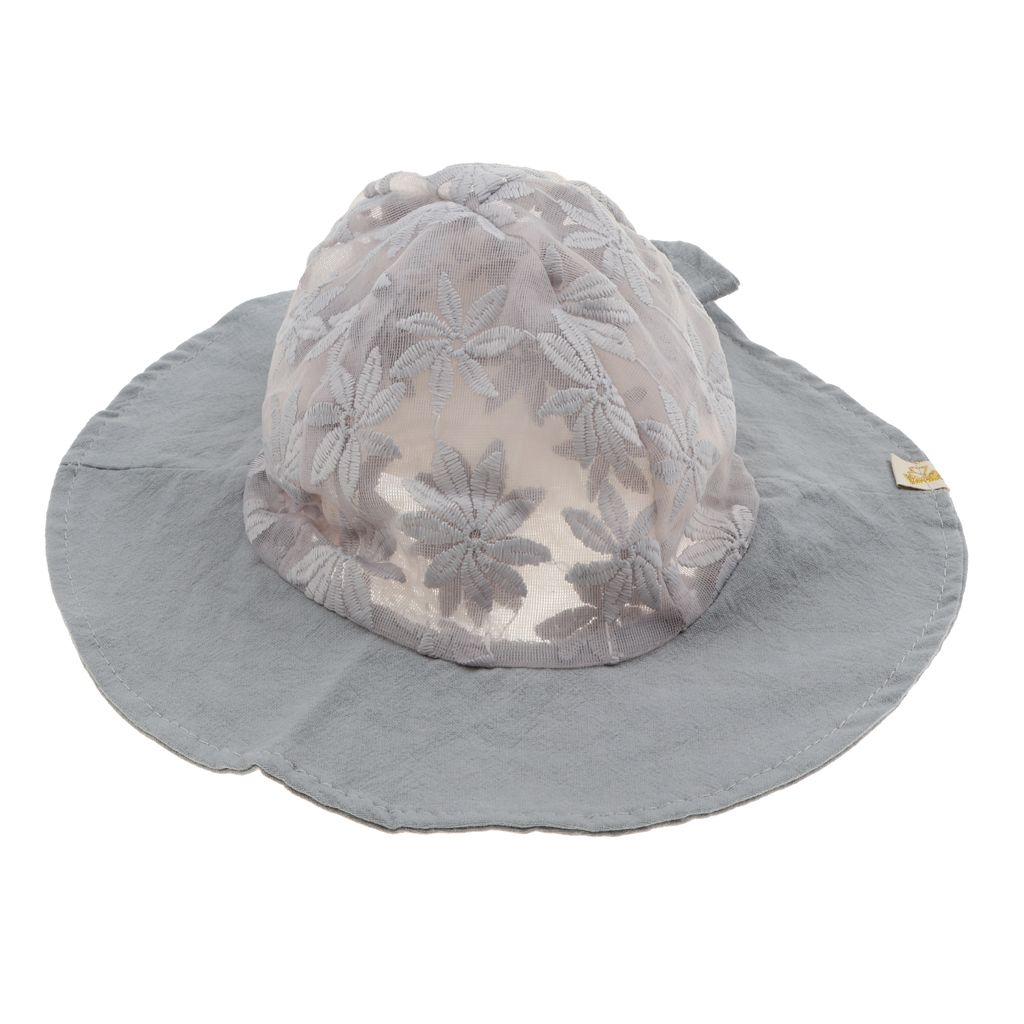 infant bucket hat with strap