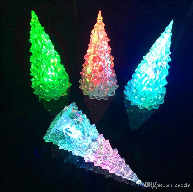 Compre Árvore De Natal De Acrílico LED Luzes Noite Coloridos Infantil  Glowing Brinquedos LED Flash Holiday Decor Lâmpada De Natal Para Acessó De  Iwatches, $292,35 | Pt.Dhgate.Com