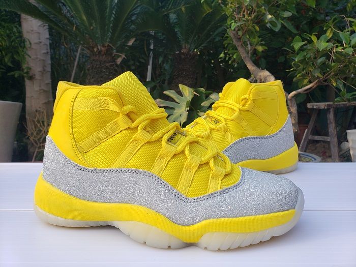 yellow 11s