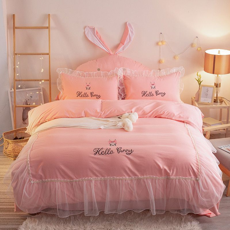 Four Seasons Hot Sell Bedding Washed Cotton Embroidery Cute Hello