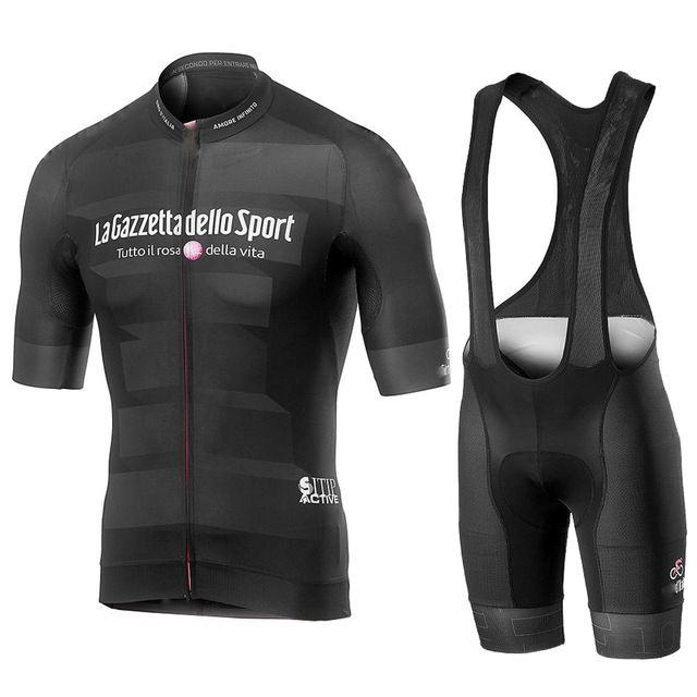 Cycling suit