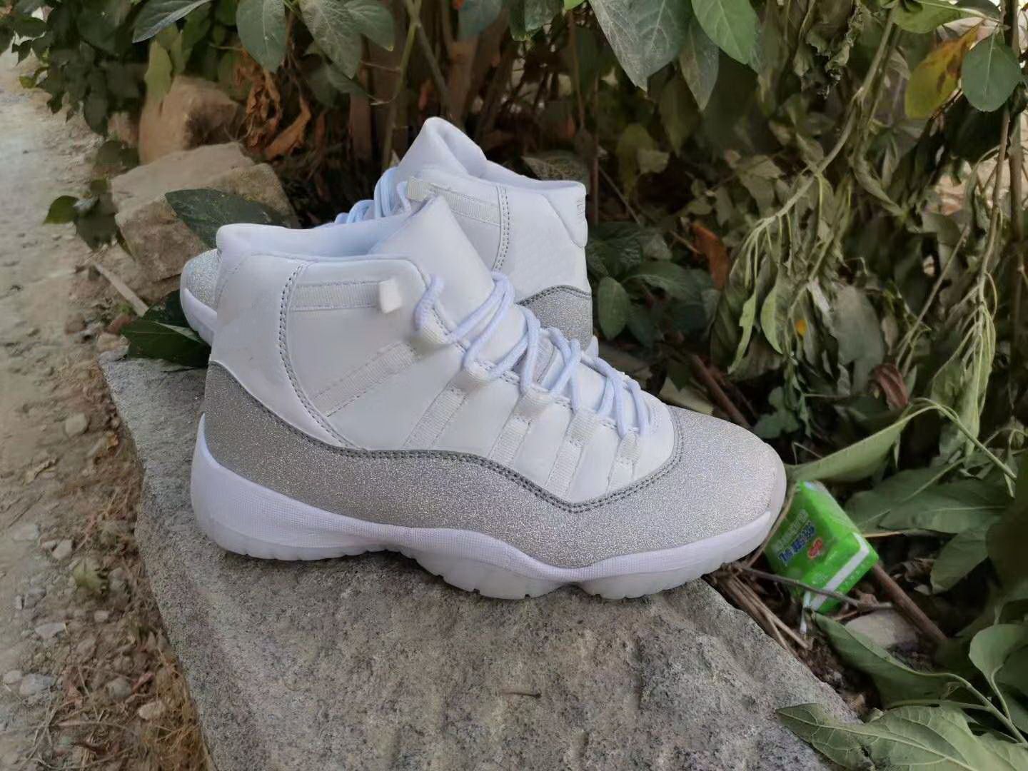 vast grey 11s