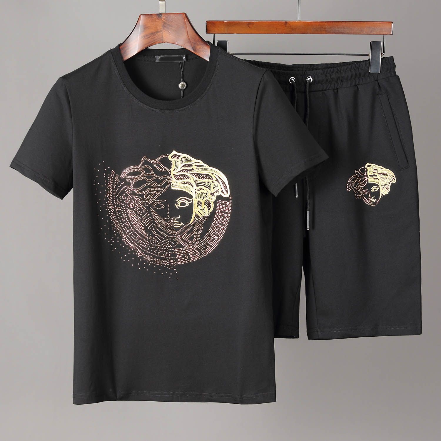 ملكية مزاد علني حدد marca de ropa de tenis calavera -  roundthecornermovers.org