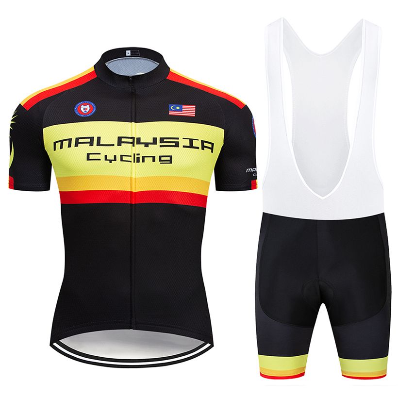 sports direct cycling gear
