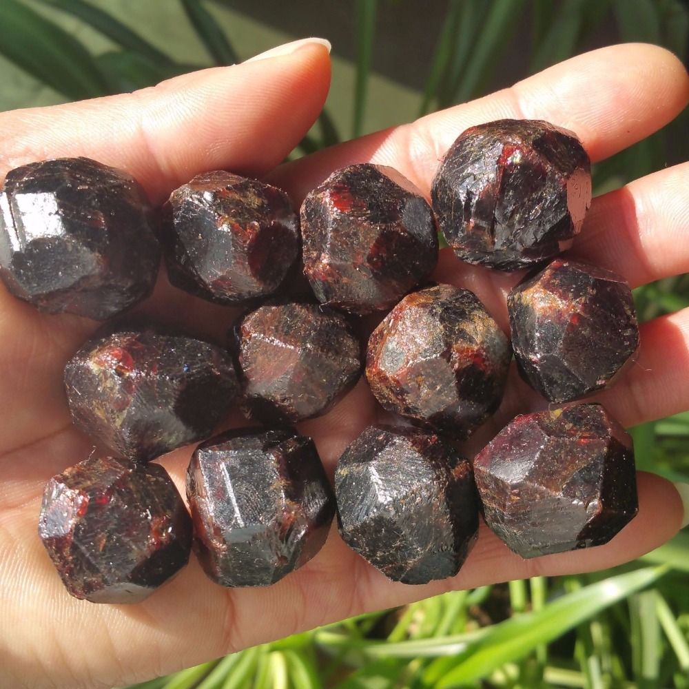 rough garnet stone