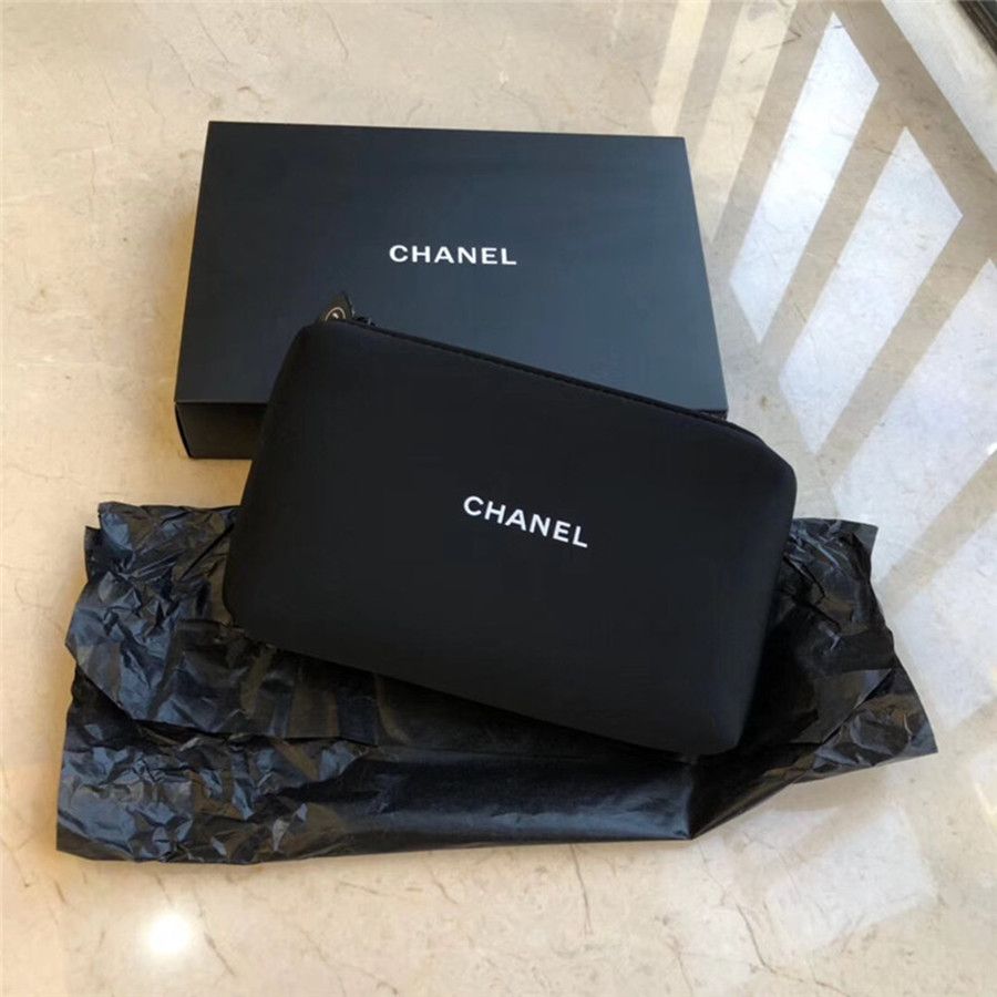 DHL Cosmetic Bag Counter Vip Black Neoprene Clutch Bag Dressing Desktop  Storage Bag Hot Sale With Box From Ydiamond, $5.64