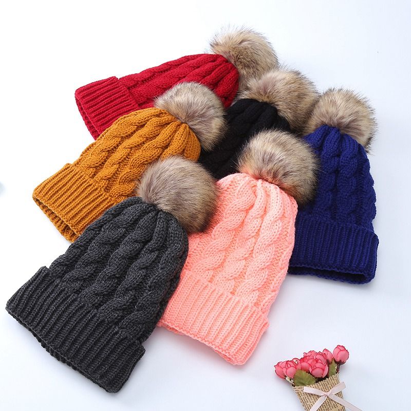 New Woman Wool Ball Wool Hat 2019 Autumn Winter Warm Outdoor Knitted Hat