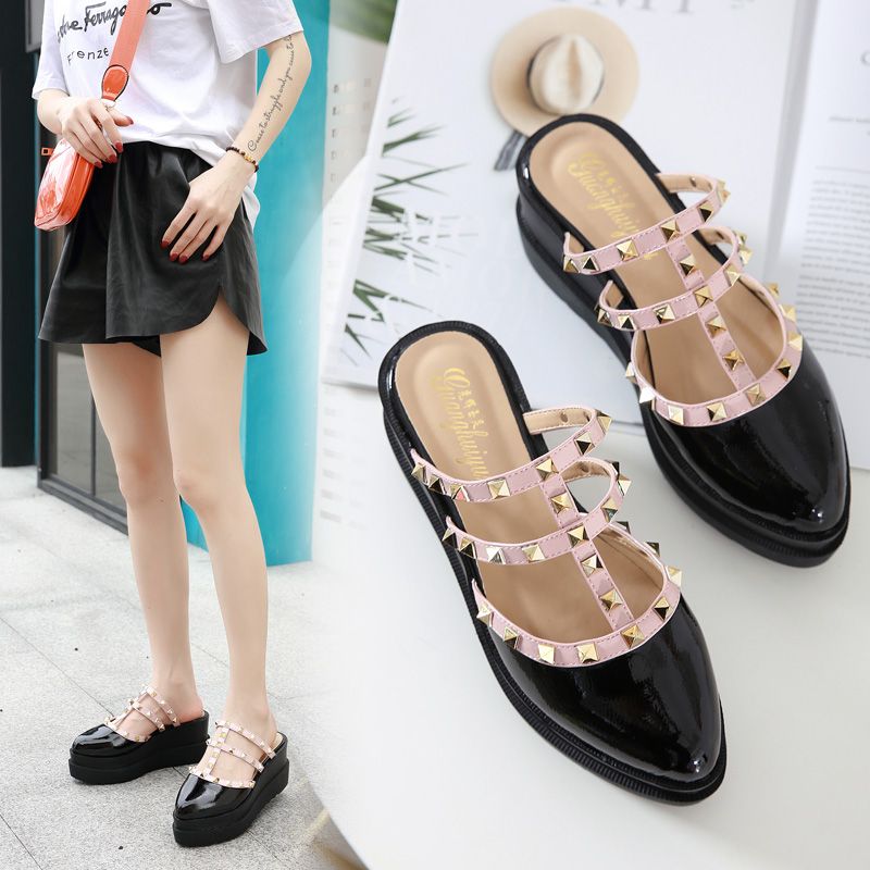 pointed platform shoes