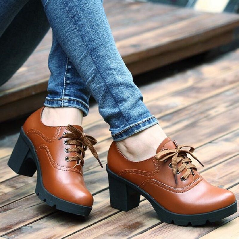 womens lace up oxford