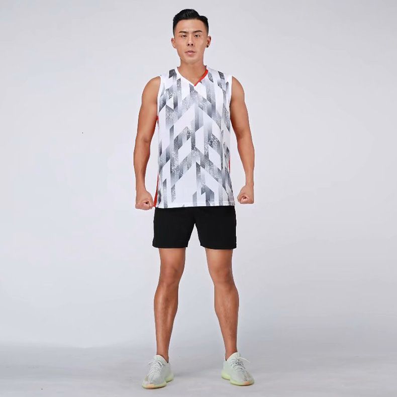 Men&#039;s sleeveless white