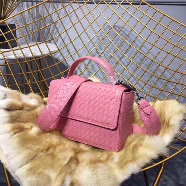 name brand purse outlet