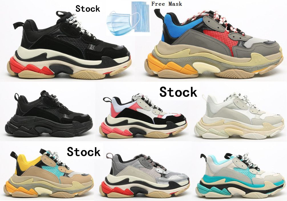 flat soled tennis shoes