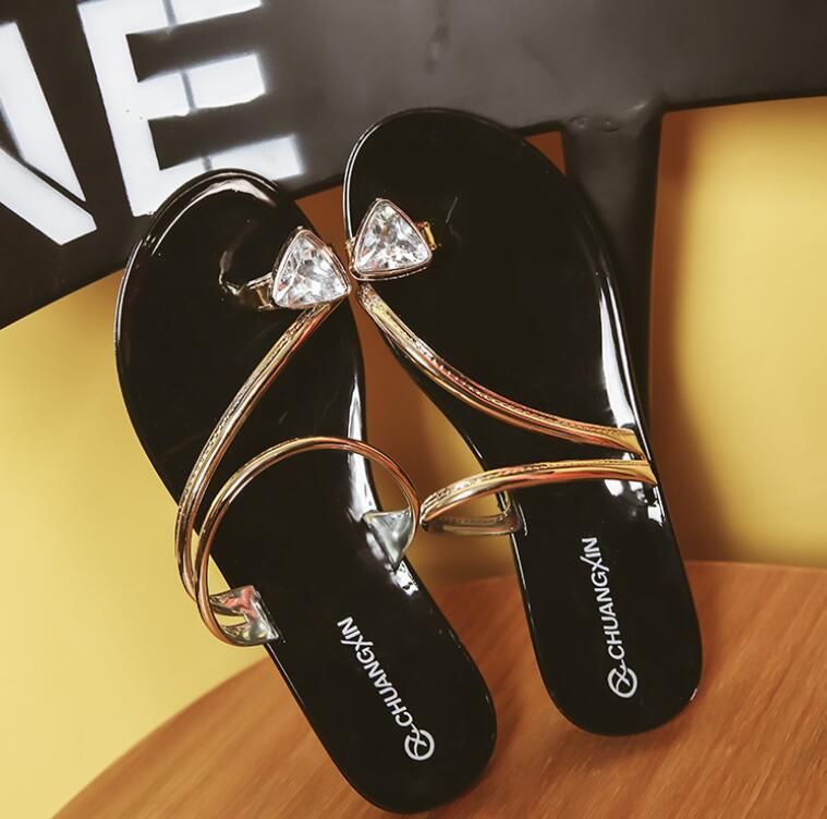 comfy flip flops for walking