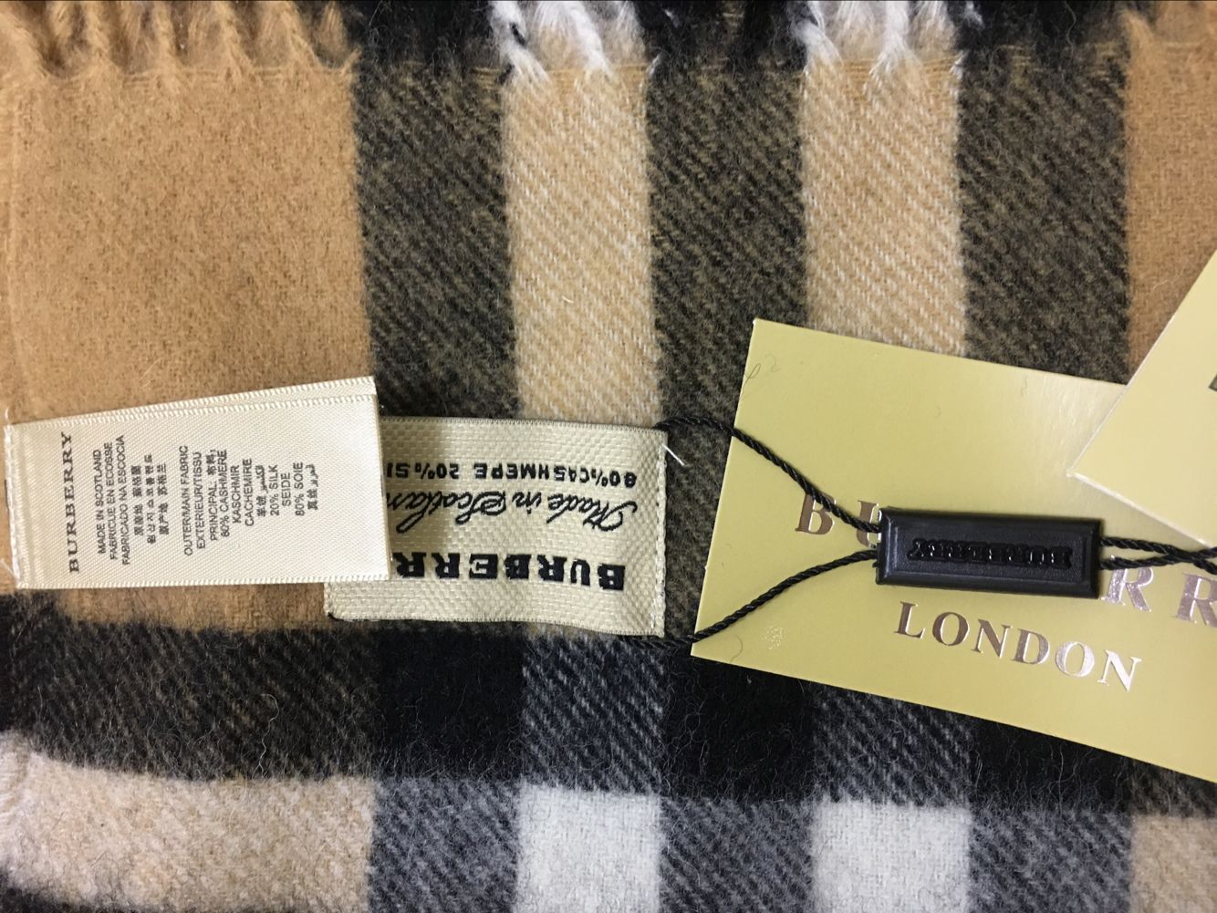 burberry 80 cashmere 20 silk precio