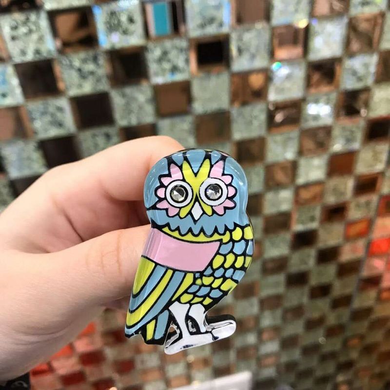 womens fashion pins