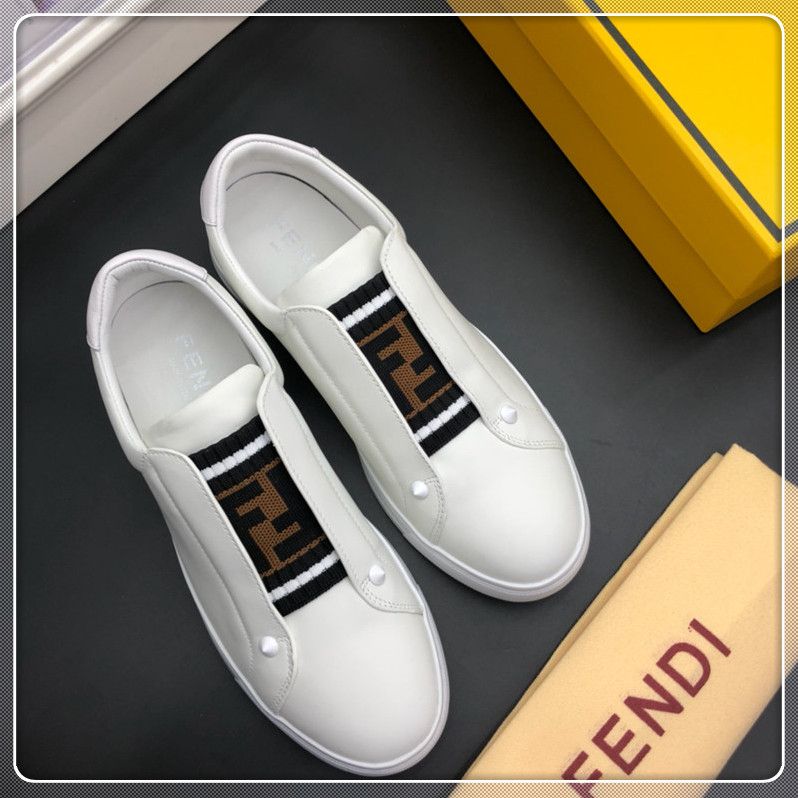 men's rhyton sneaker with mouth print