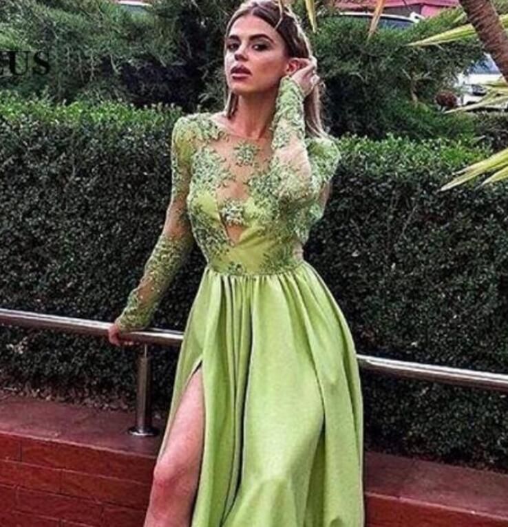 La verde lima una línea de vestidos de baile con las mangas largas Apliques satén de La verde lima una línea de vestidos de baile con las mangas largas Apliques satén de