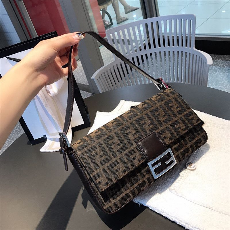 2021 Designers Fendi 2Women Bags Vacation Personality Trendy Lady ...