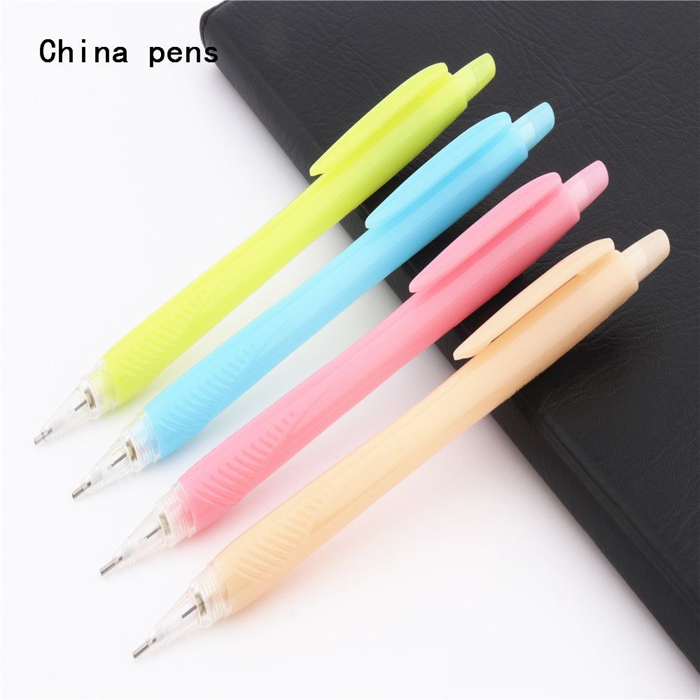 drawing pens and pencils
