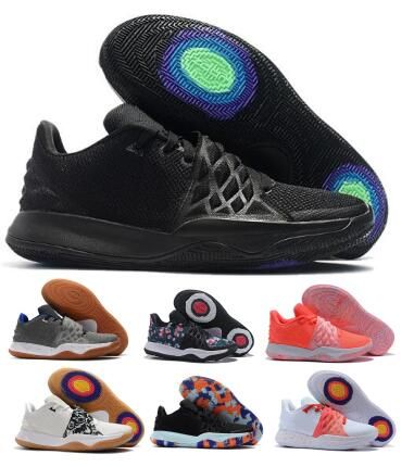 kyrie low triple black