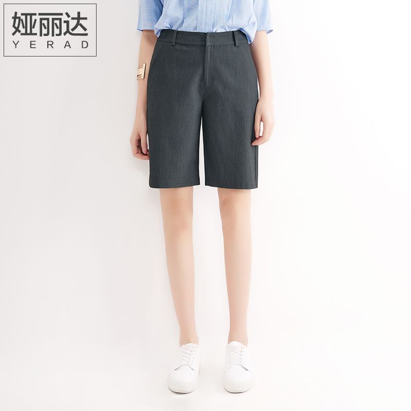 loose bermuda shorts