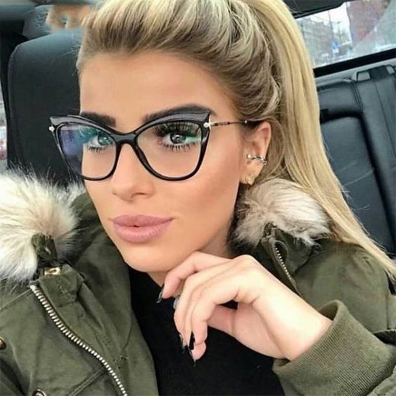 clear fashion glasses