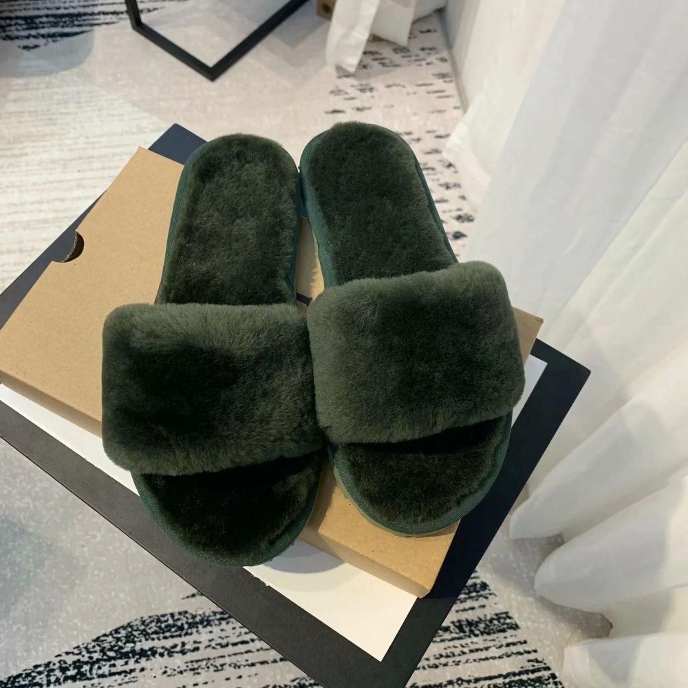 mens fur sliders