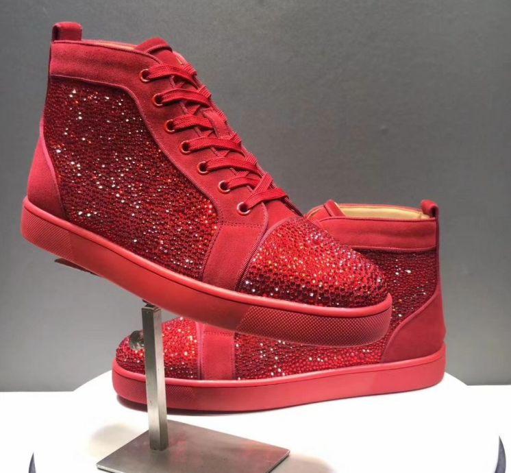 marque de chaussure a semelle rouge