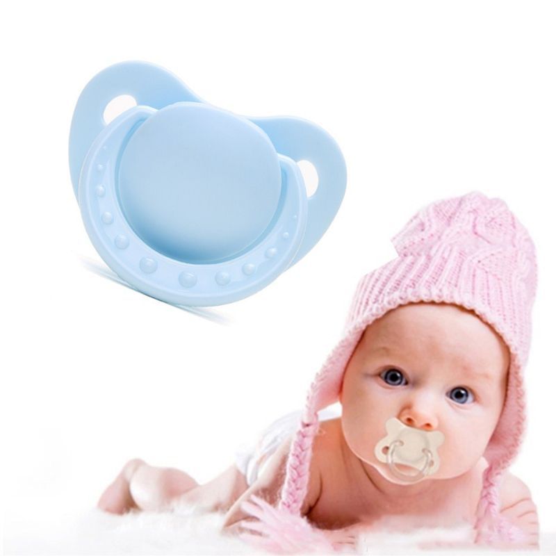 UK SELLER 2 x Lips Soothers Pacifiers Dummies BARGAIN BABY CHILDREN