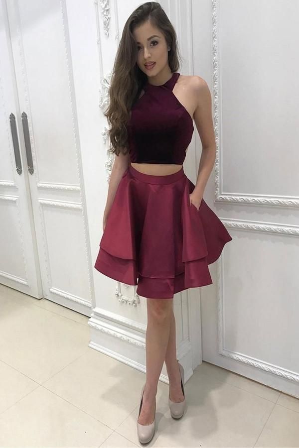 Elegante una línea de dos piezas corto vestido de regreso a casa en raso color burdeos con bolsillos Mini vestidos de graduación para fiesta de graduación a medida para niñas Elegante una línea de dos piezas corto vestido de regreso a casa en raso color burdeos con bolsillos Mini vestidos de graduación para fiesta de graduación a medida para niñas