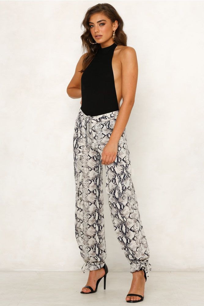5 tipos de pantalones que ya NO se van a llevar (y los que sí estarán de  moda)