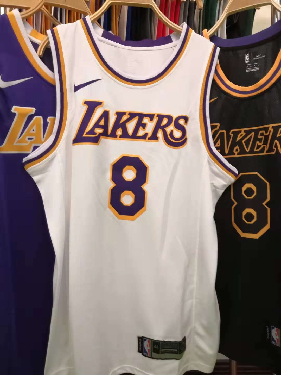 kobe bryant number 8 jersey white