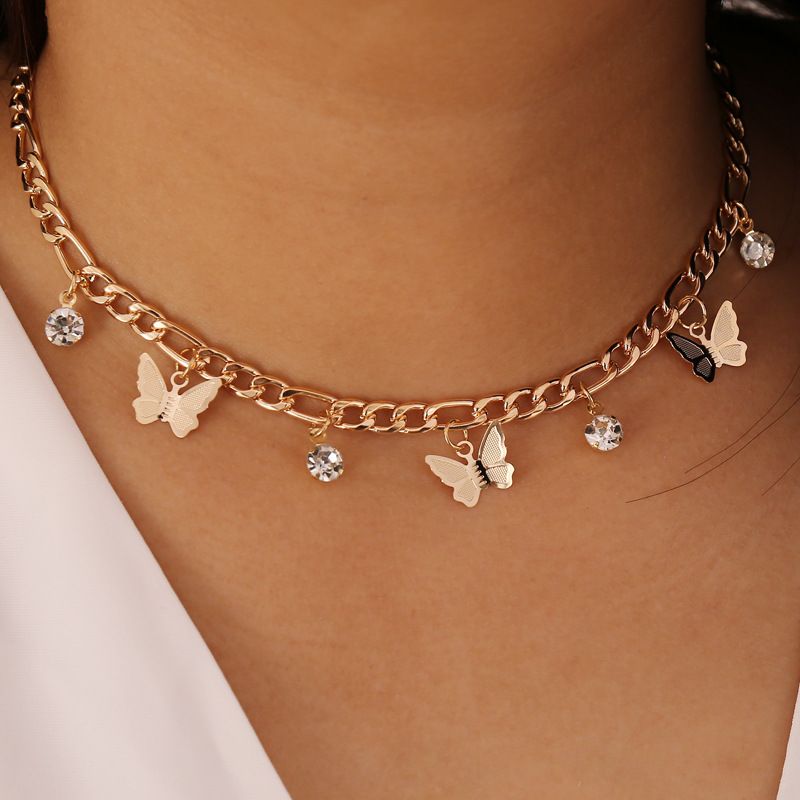 Wholesale Women Rhinestone Butterfly Necklaces Simple Animal Pendant