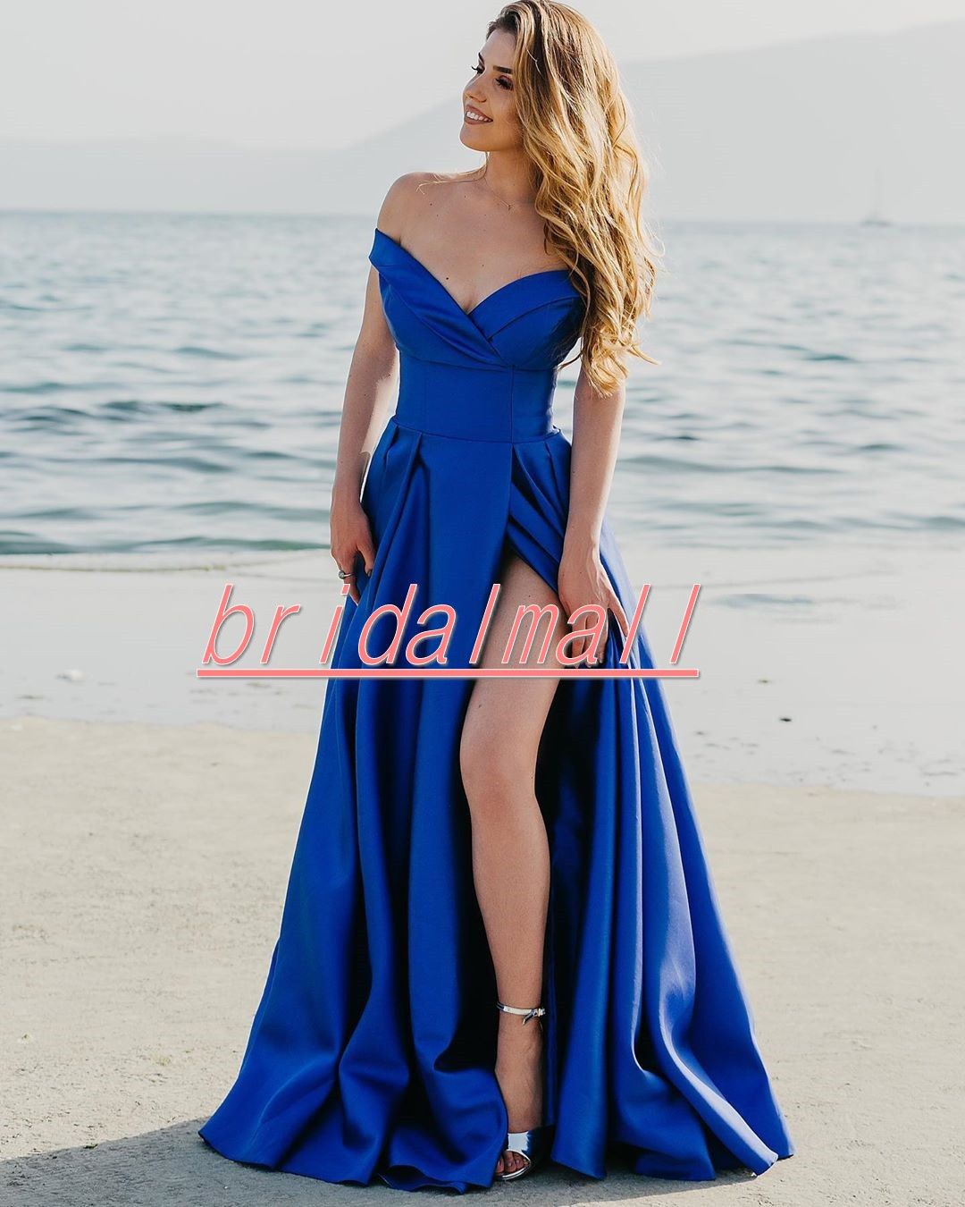 Acquistare Abiti Da Sera Lunghi In Raso Blu Royal 2019 Vestito Da Sera  Formale Con Spacco Laterale Posteriore Abito Da Cerimonia Nuziale Con  Paillettes Economico | Consegna Veloce E Qualità | It.Dhgate