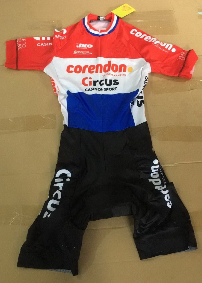 corendon circus cycling jersey