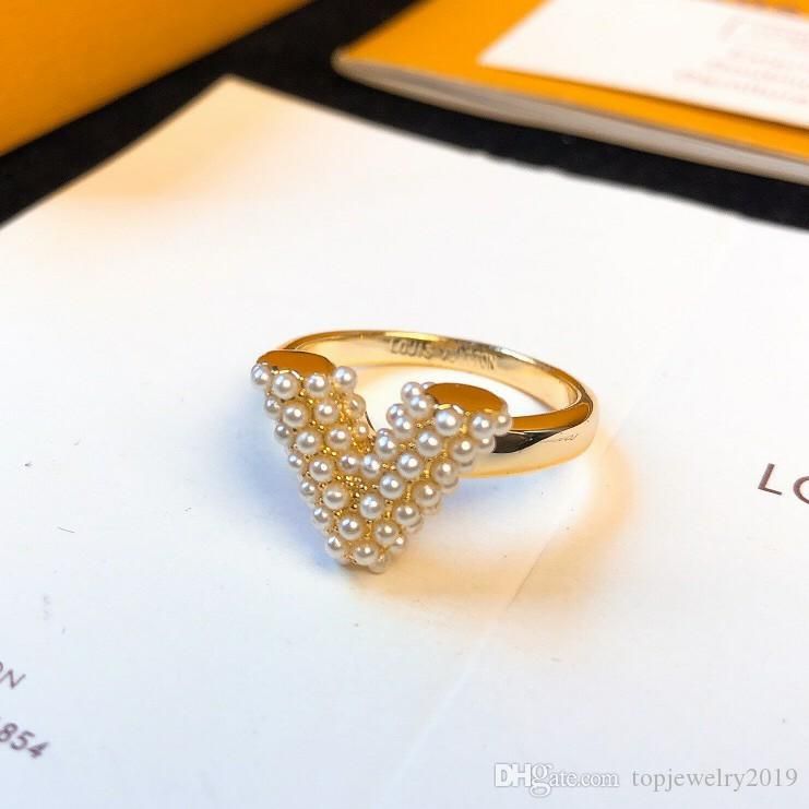 Luxury Designer Jewelry Women Rings Letter V With Pearl Band Rins High End Silver Rose Gold Chain Elegant Rings With Alphabet Ruby Rings Pearl Rings From Luxurious Family 35 76 Dhgate Com