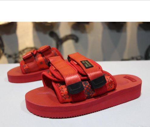 suicoke red sandals