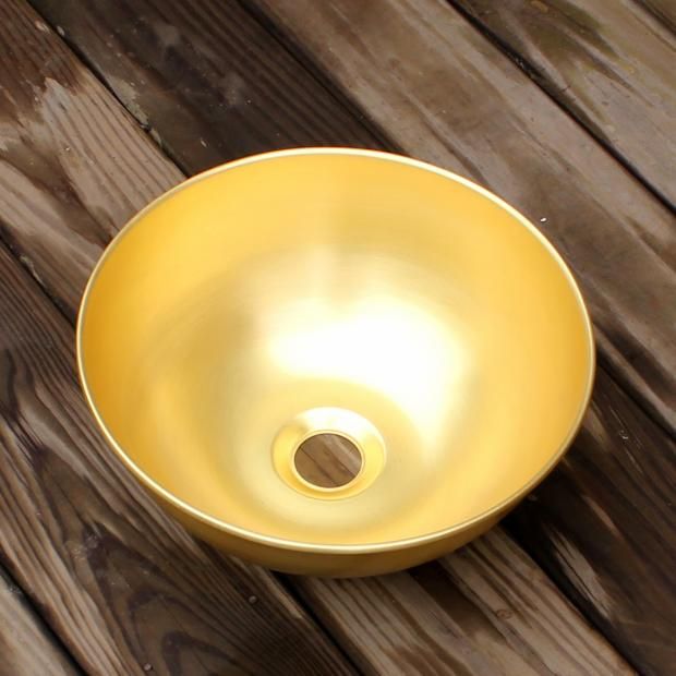 circular wash basin